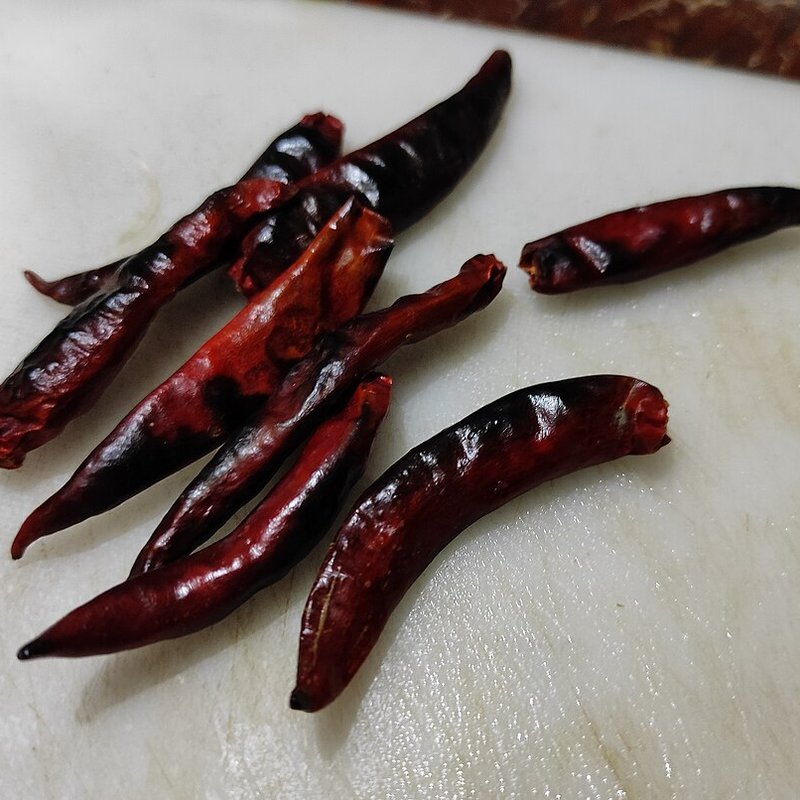 Dry Red Chilli Kashmiri (Whole)